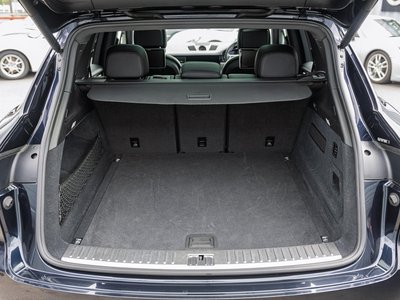 PORSCHE CAYENNE - 10