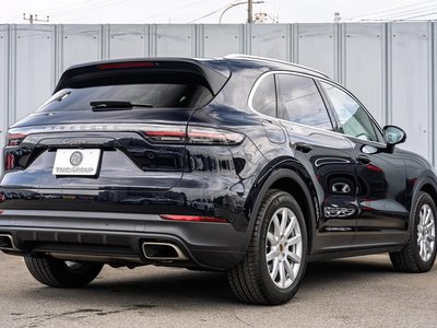 PORSCHE CAYENNE - 8