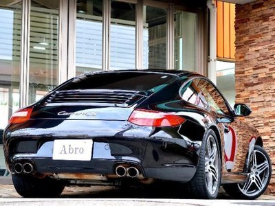 PORSCHE 911 - 4