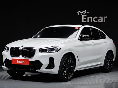 صورة 1 لـ 2025 BMW X4