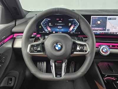 2025 BMW 5 SERIES thumbnail 18