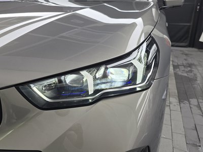 2025 BMW 5 SERIES — фото 9