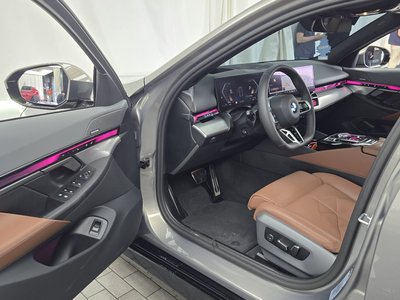 2025 BMW 5 SERIES thumbnail 13