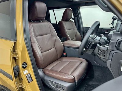 TOYOTA LAND CRUISER 250 - 5