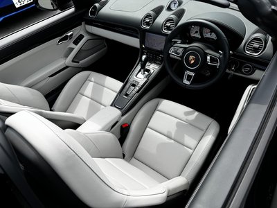 صورة 7 لـ 2023 Porsche 718