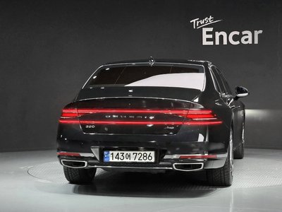2022 Genesis G90 (RS4) photo 3