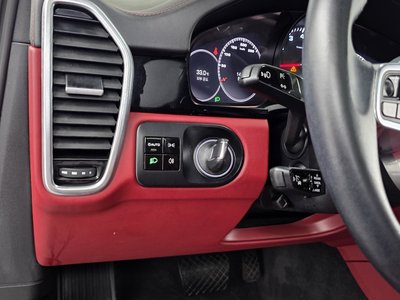 2020 Porsche CAYENNE — миниатюра 16