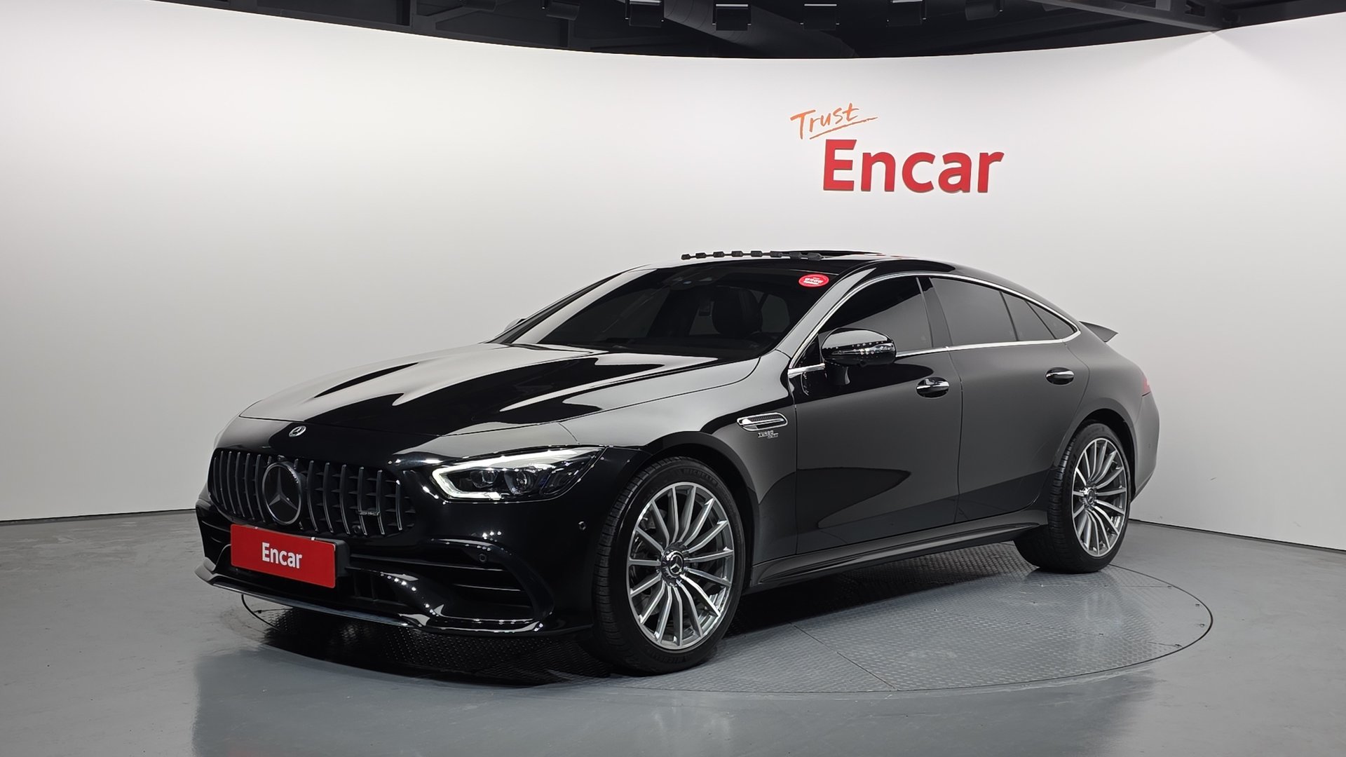 MERCEDES-BENZ GT AMG - View 1