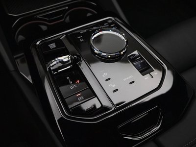 BMW 5 SERIES - 9