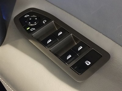 صورة مصغرة 47 لـ 2025 BMW IX