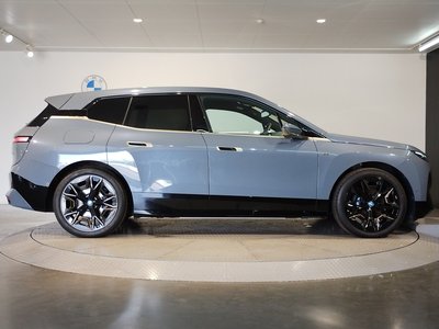 صورة مصغرة 11 لـ 2025 BMW IX