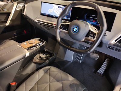 صورة مصغرة 33 لـ 2025 BMW IX