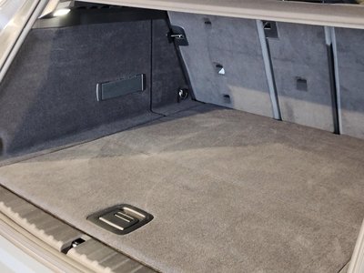صورة مصغرة 29 لـ 2025 BMW IX