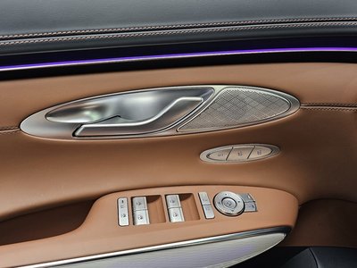 2025 Genesis GV70 thumbnail 29