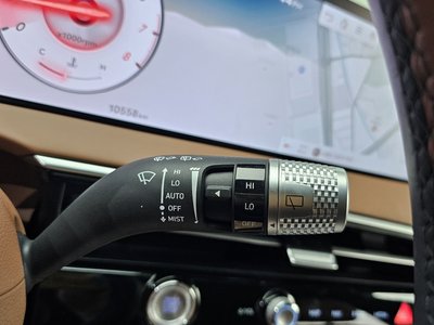 2025 Genesis GV70 thumbnail 23