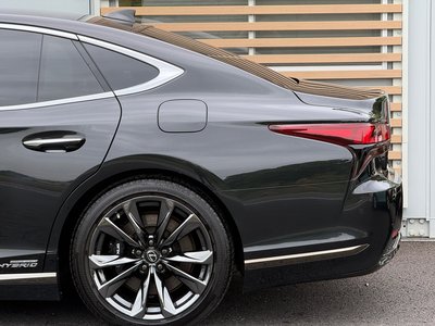 2021 Lexus LS thumbnail 29