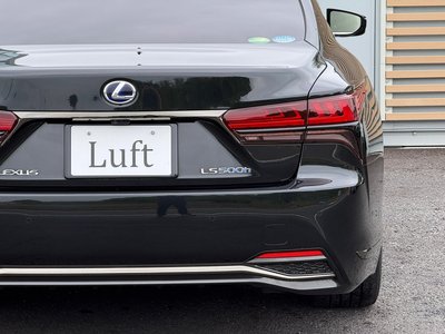 2021 Lexus LS thumbnail 32