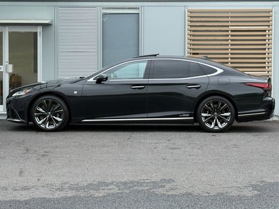 2021 Lexus LS thumbnail 25