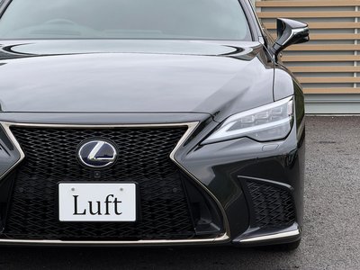 2021 Lexus LS thumbnail 13