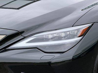 2021 Lexus LS thumbnail 15
