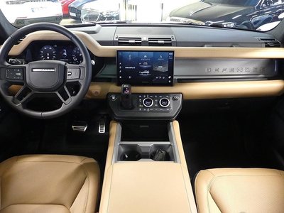 LAND ROVER DEFENDER - 5