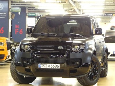 LAND ROVER DEFENDER - 1