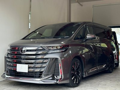 TOYOTA VELLFIRE - 1