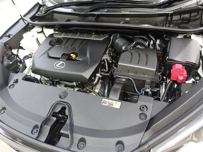 صورة مصغرة 34 لـ 2024 Lexus LBX