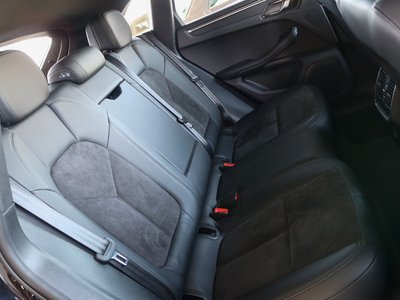 PORSCHE MACAN - 10