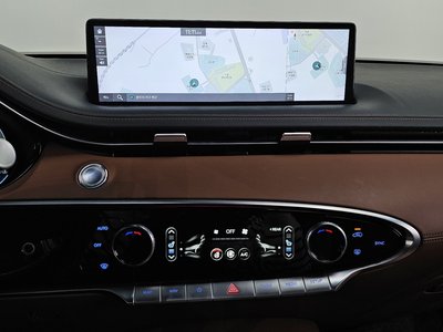 2022 Genesis GV70 — миниатюра 12