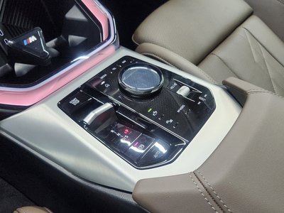 صورة 9 لـ 2025 BMW X3