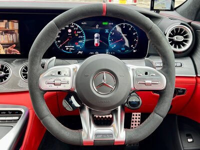 MERCEDES-BENZ GT 4-DOOR COUPE AMG - 8