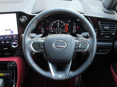 صورة مصغرة 42 لـ 2025 Lexus NX