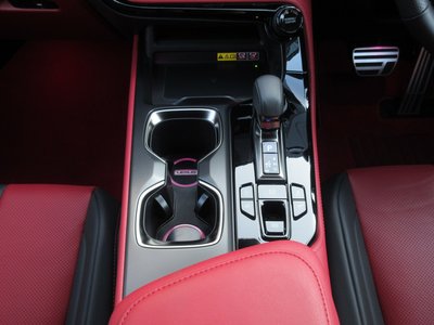 صورة مصغرة 55 لـ 2025 Lexus NX