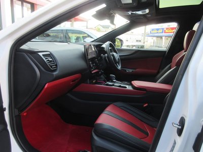 صورة مصغرة 36 لـ 2025 Lexus NX