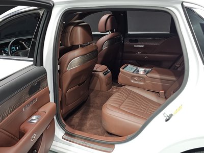 2022 Genesis G90 (RS4) — миниатюра 16