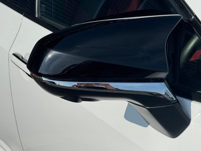 2025 Lexus NX thumbnail 24