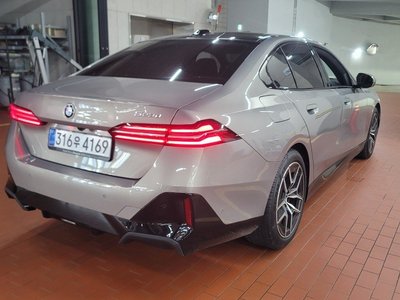 2026 BMW 5 SERIES photo 4