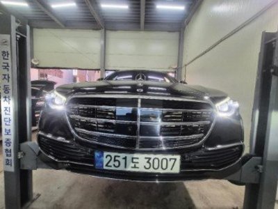 MERCEDES-BENZ S-CLASS - 1