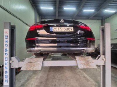 MERCEDES-BENZ S-CLASS - 2