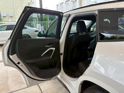 2024 BMW X1 — миниатюра 18