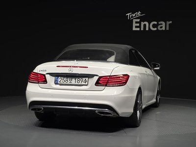 MERCEDES-BENZ E-CLASS - 3