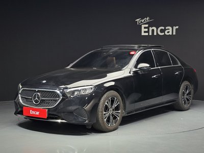 MERCEDES-BENZ E-CLASS - 1