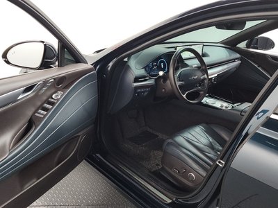 GENESIS G80 (RG3) - 10