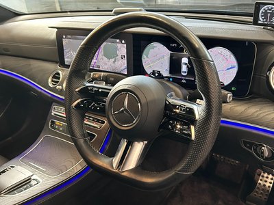 MERCEDES-BENZ E-CLASS - 8