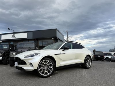 ASTON MARTIN DBX - 2