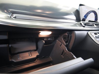 2025 Mercedes-BENZ V-CLASS 缩略图 27
