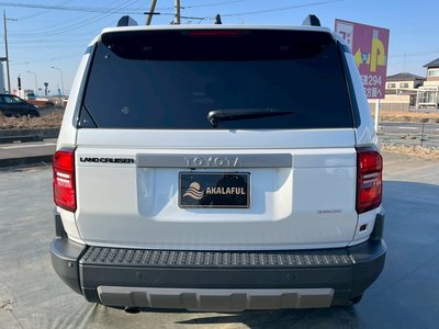 TOYOTA LAND CRUISER 250 - 8