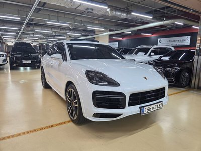 2021 Porsche CAYENNE 照片 1