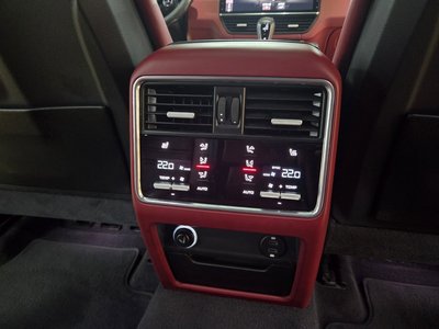 2021 Porsche CAYENNE 缩略图 15